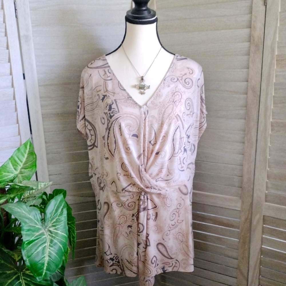 ⚜️ Tahari ASL Paisley Drape Front Blouse